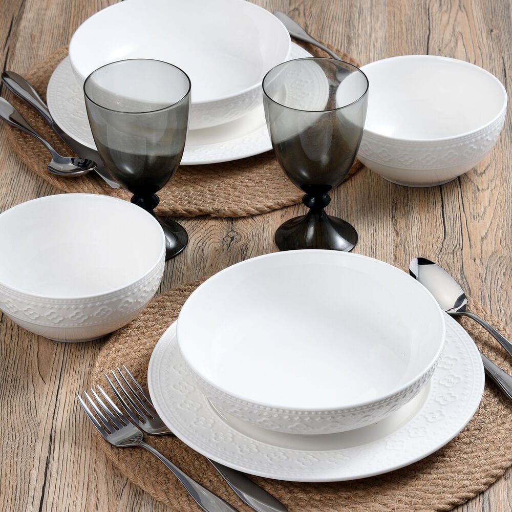 Haisley 12 Piece Dinnerware Set, Service For 4