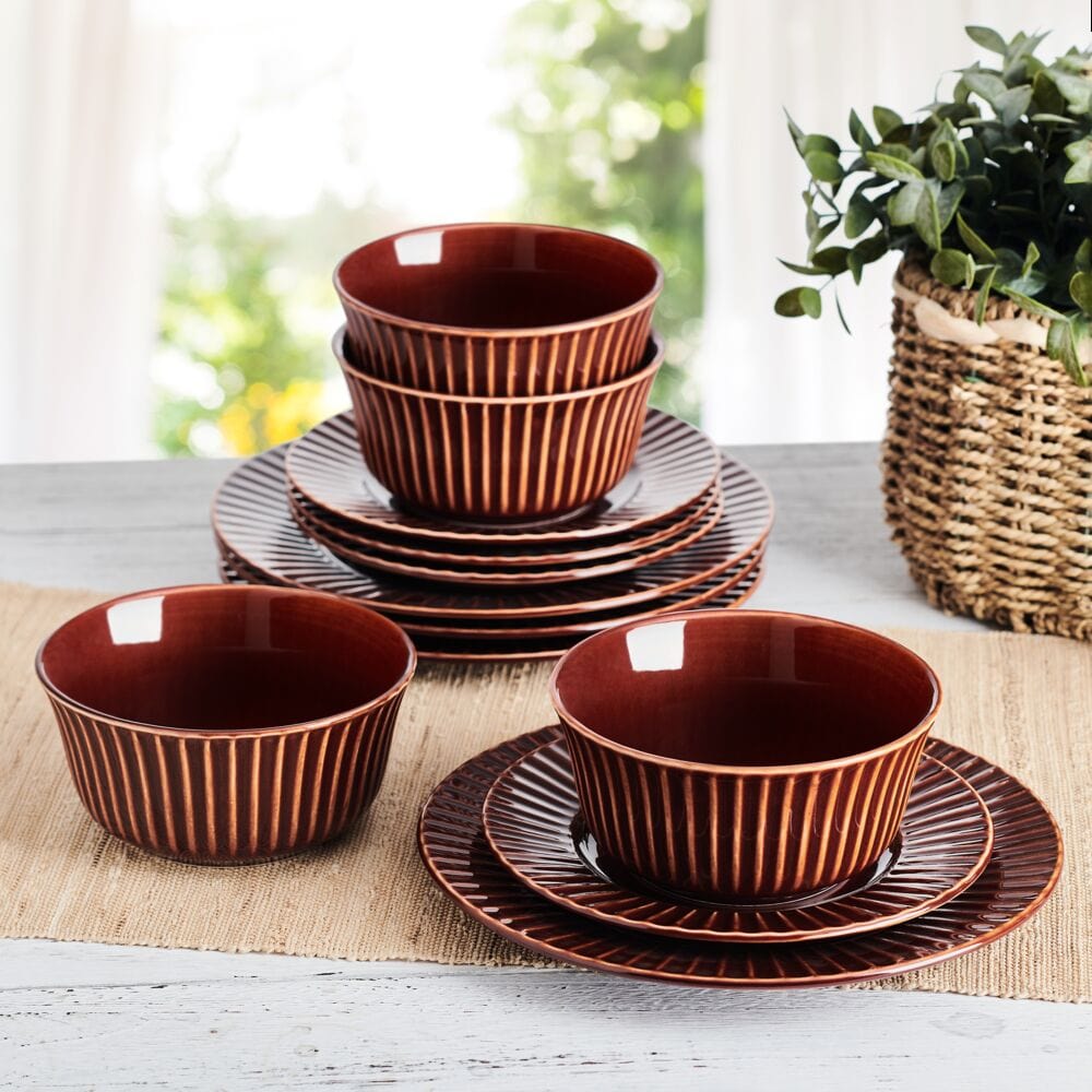 Dannie Red 12 Piece Dinnerware Set, Service For 4