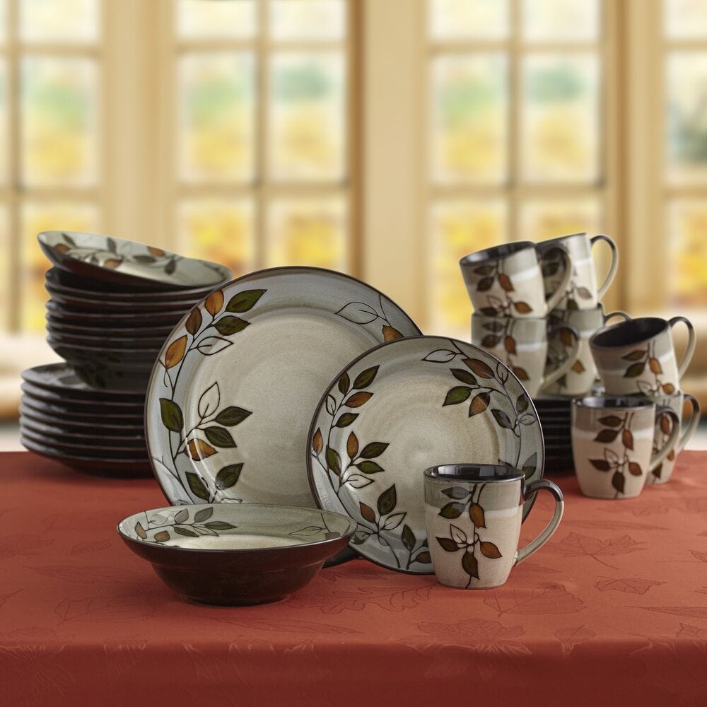 Rustic Leaves Service For 8 With Serveware