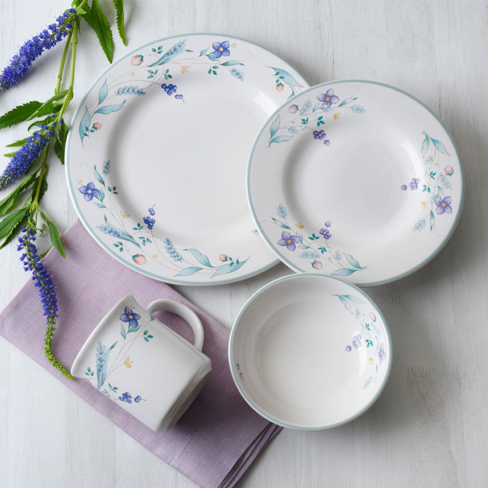 April Dinnerware Set