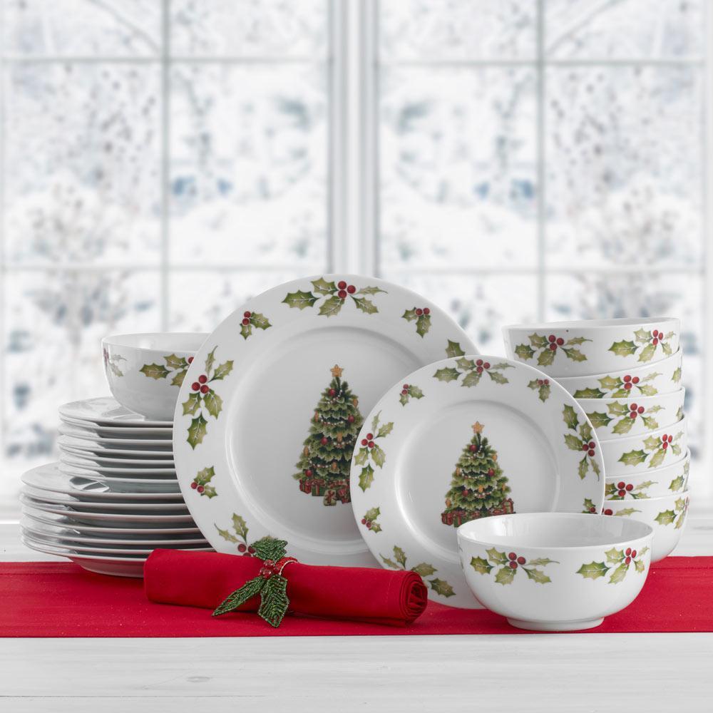 Christmas Day 24 Piece Dinnerware Set, Service For 8