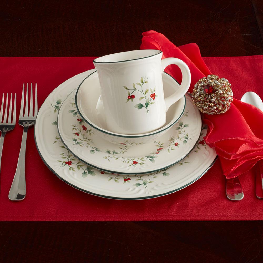 Winterberry 16 Piece Dinnerware Set, Service For 4