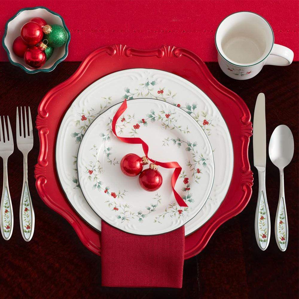 Winterberry 16 Piece Dinnerware Set, Service For 4