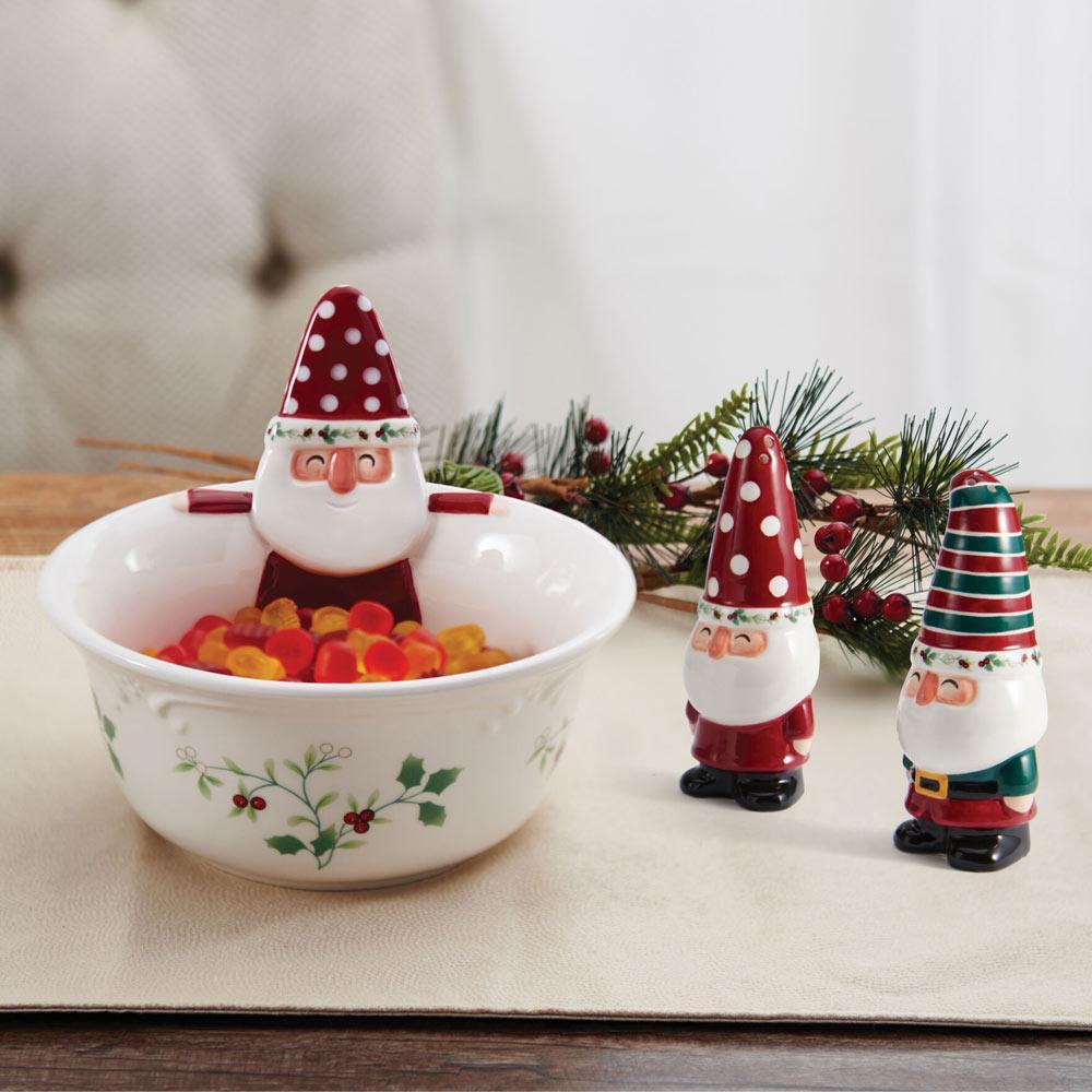 Winterberry Gnome Bowl And Salt And Pepper Set