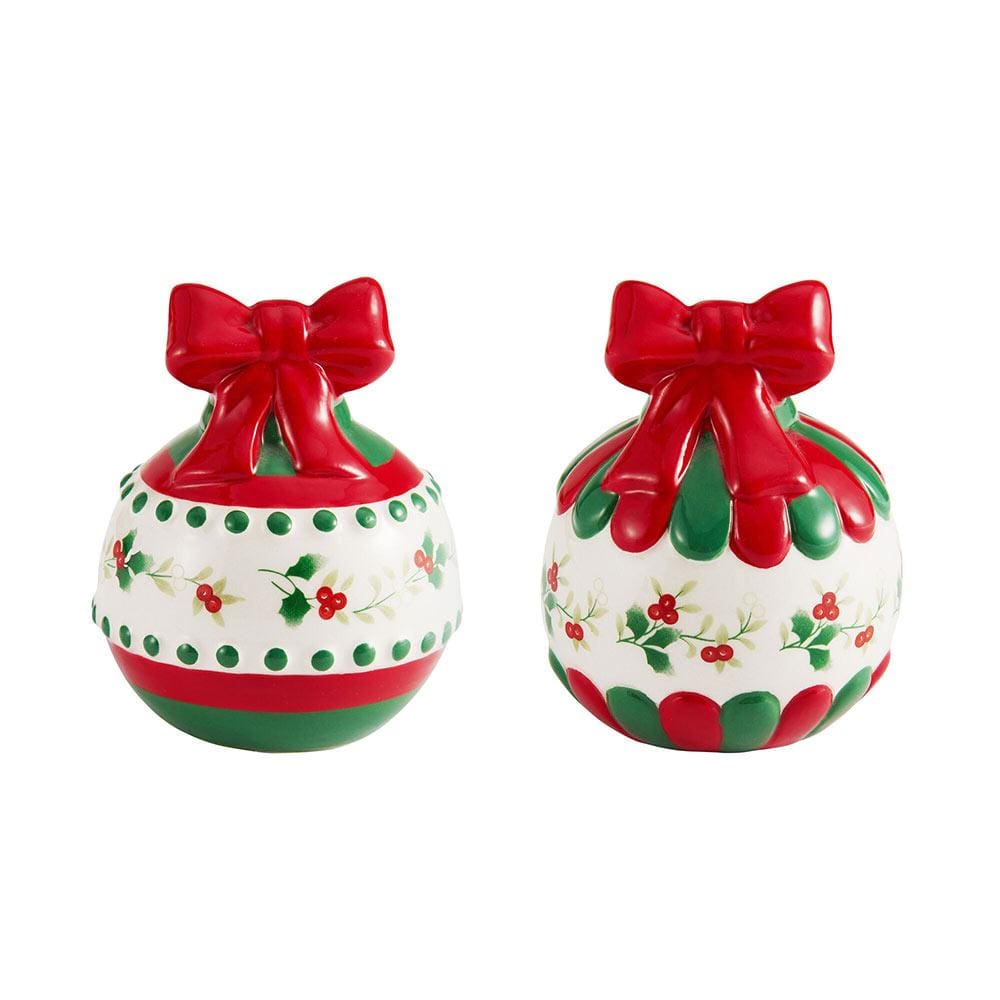 Winterberry Ornament Salt And Pepper Set