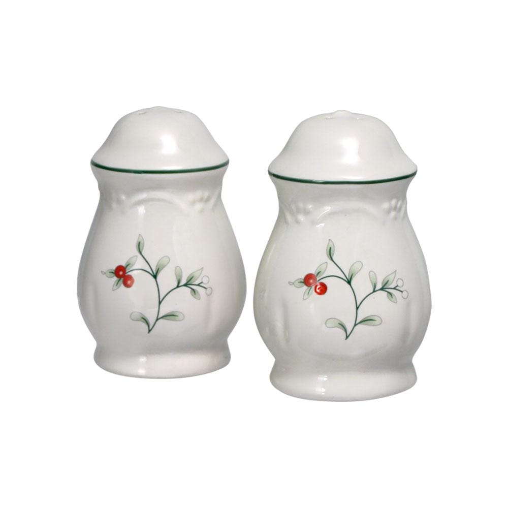 Winterberry Salt And Pepper Set