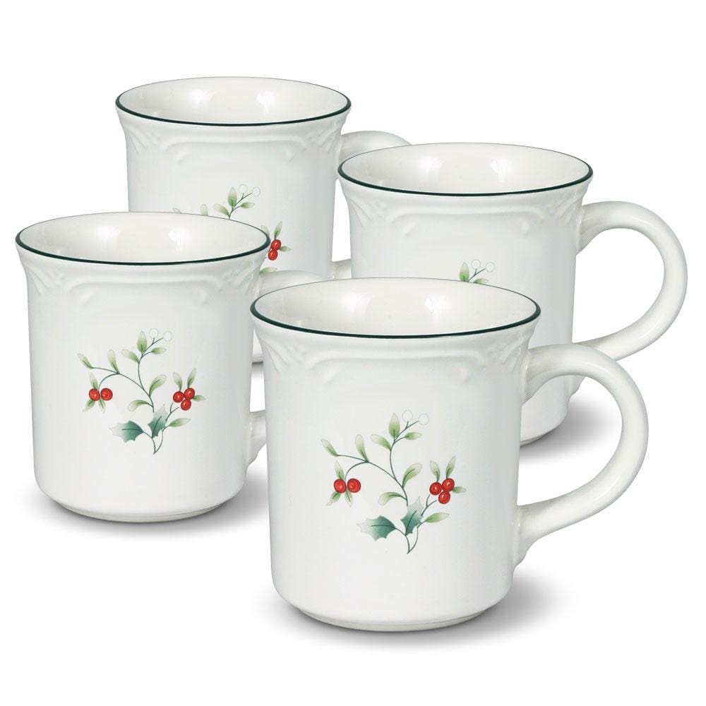 Winterberry Set Of 4 Mugs