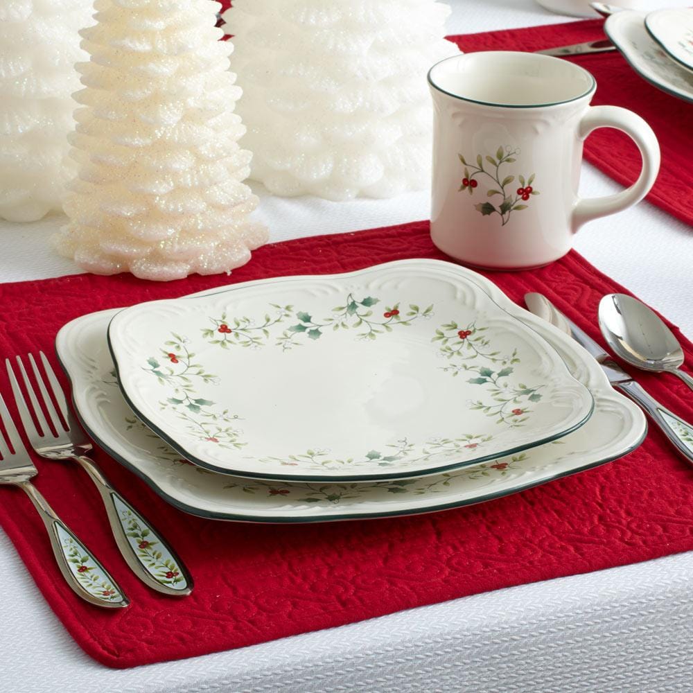 Winterberry Set Of 4 Square Salad Plates